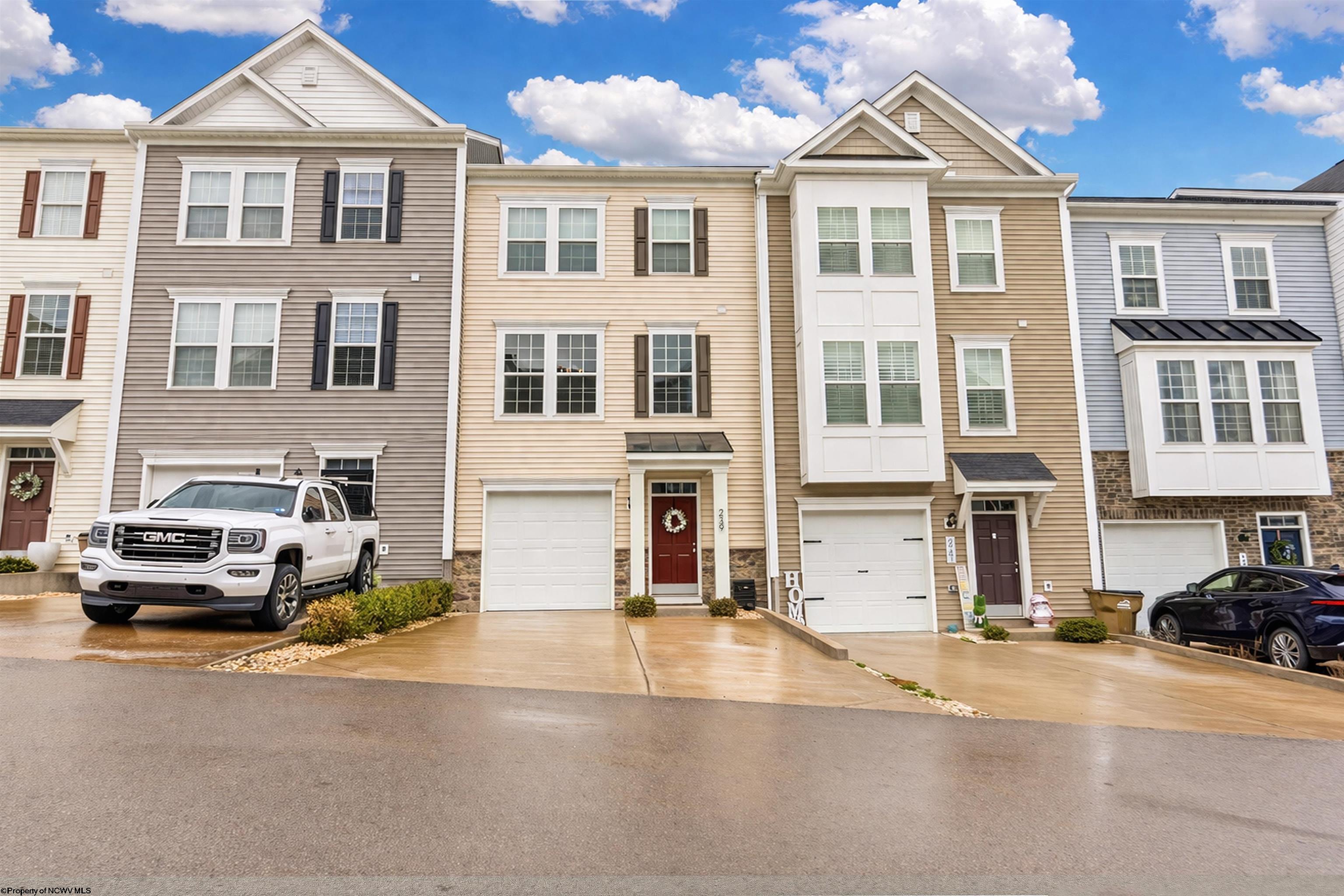 239 Tide Way