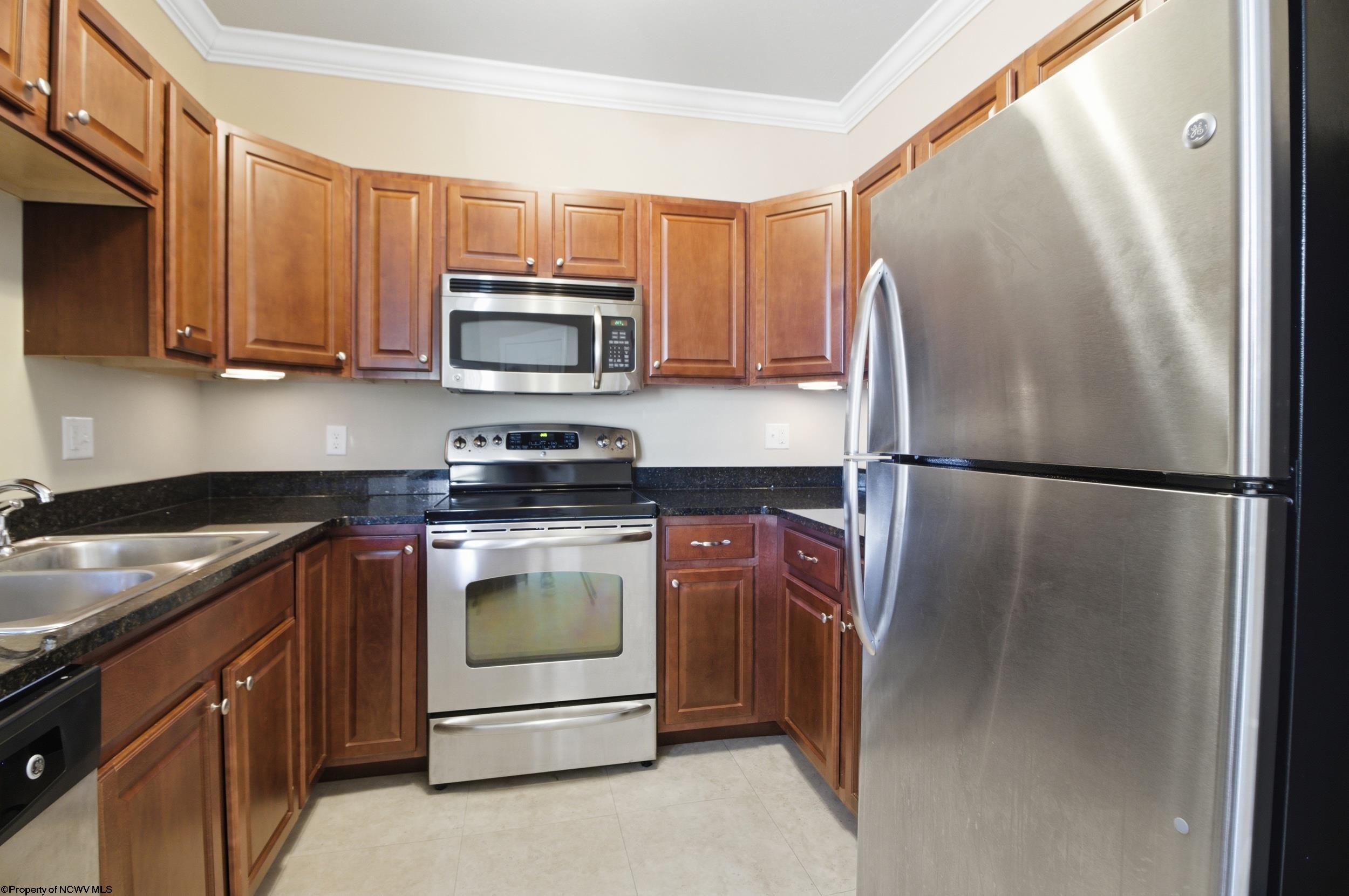 1211 Suncrest Village