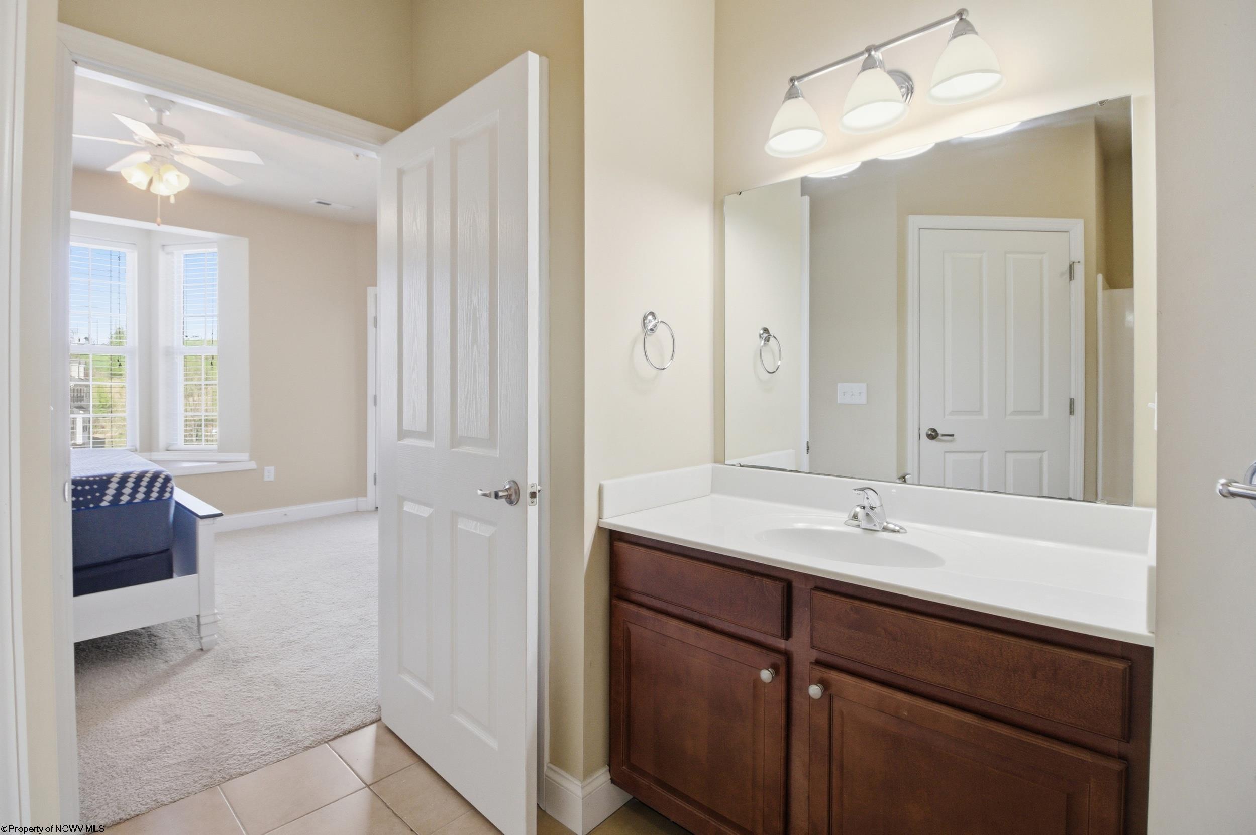 1211 Suncrest Village