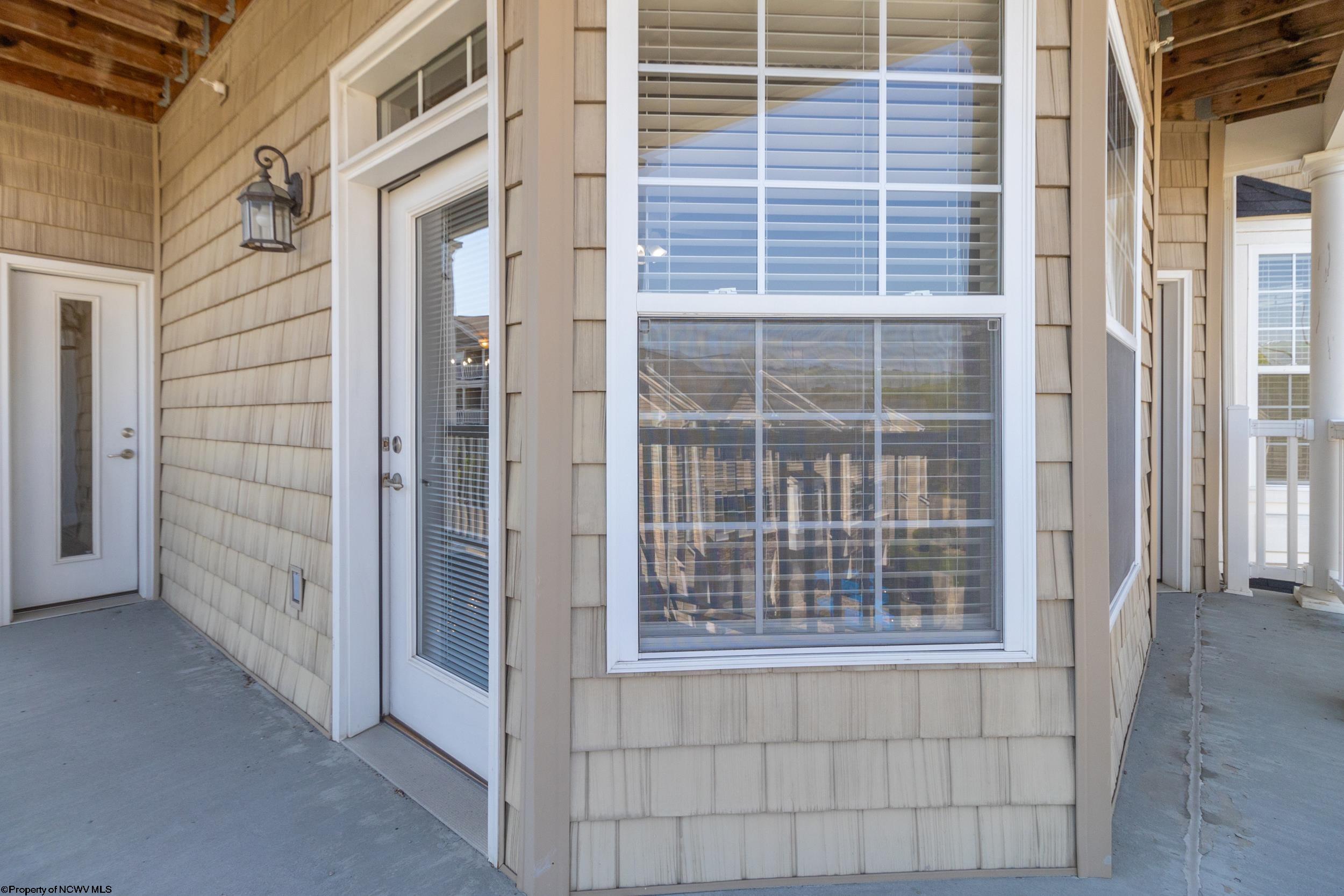 1211 Suncrest Village