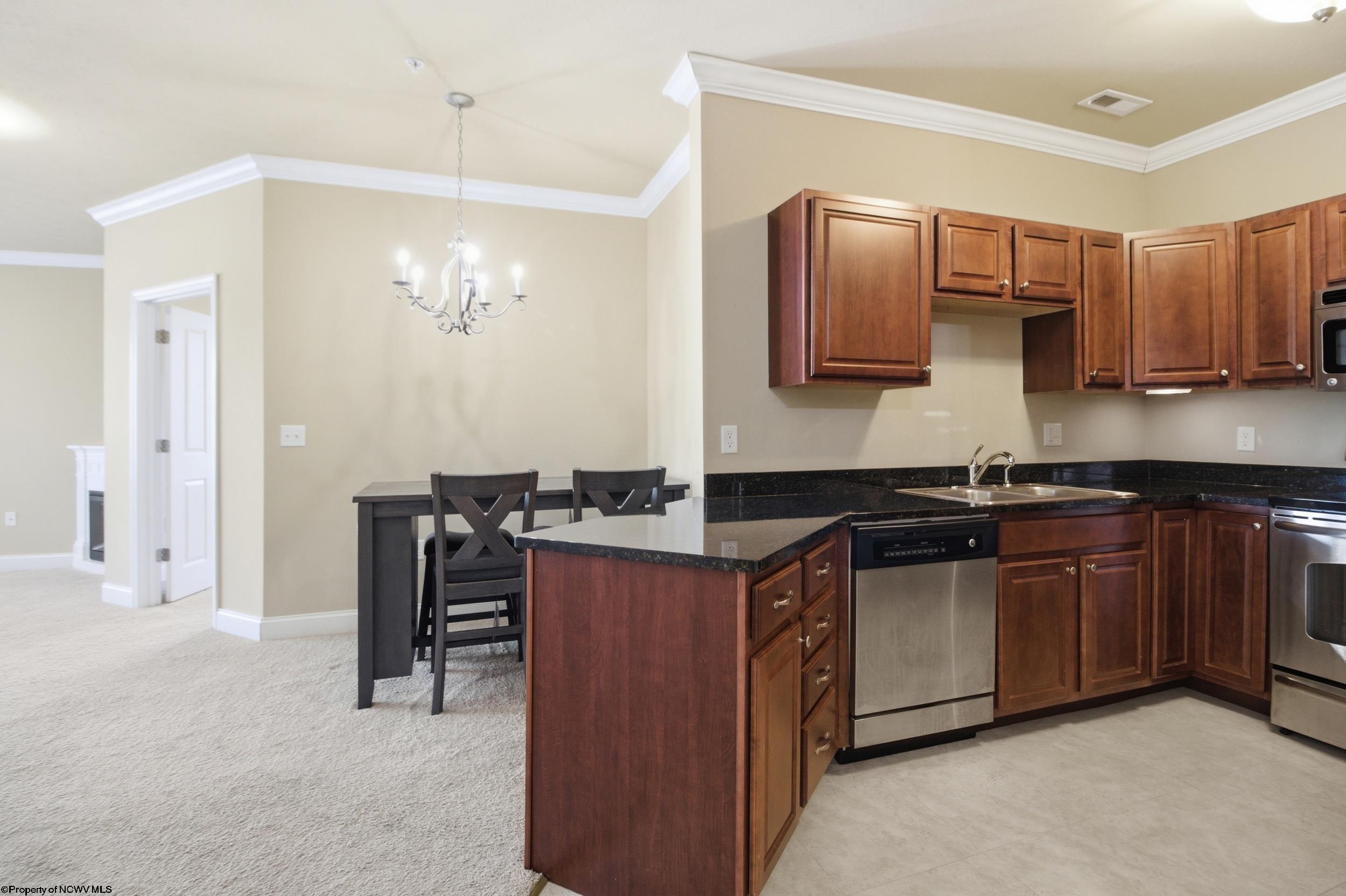 1211 Suncrest Village