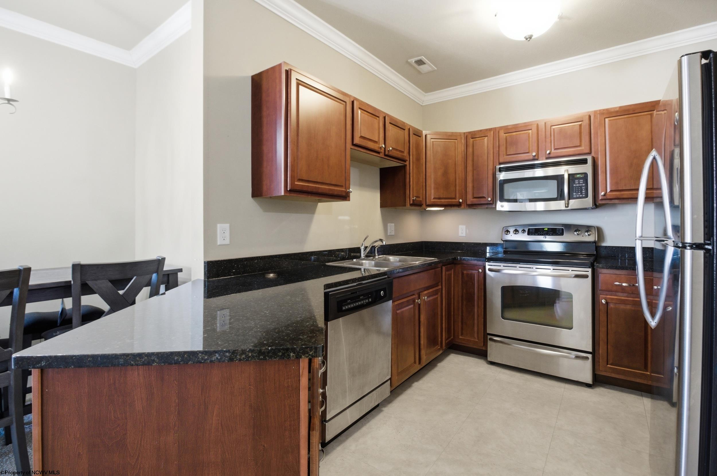 1211 Suncrest Village