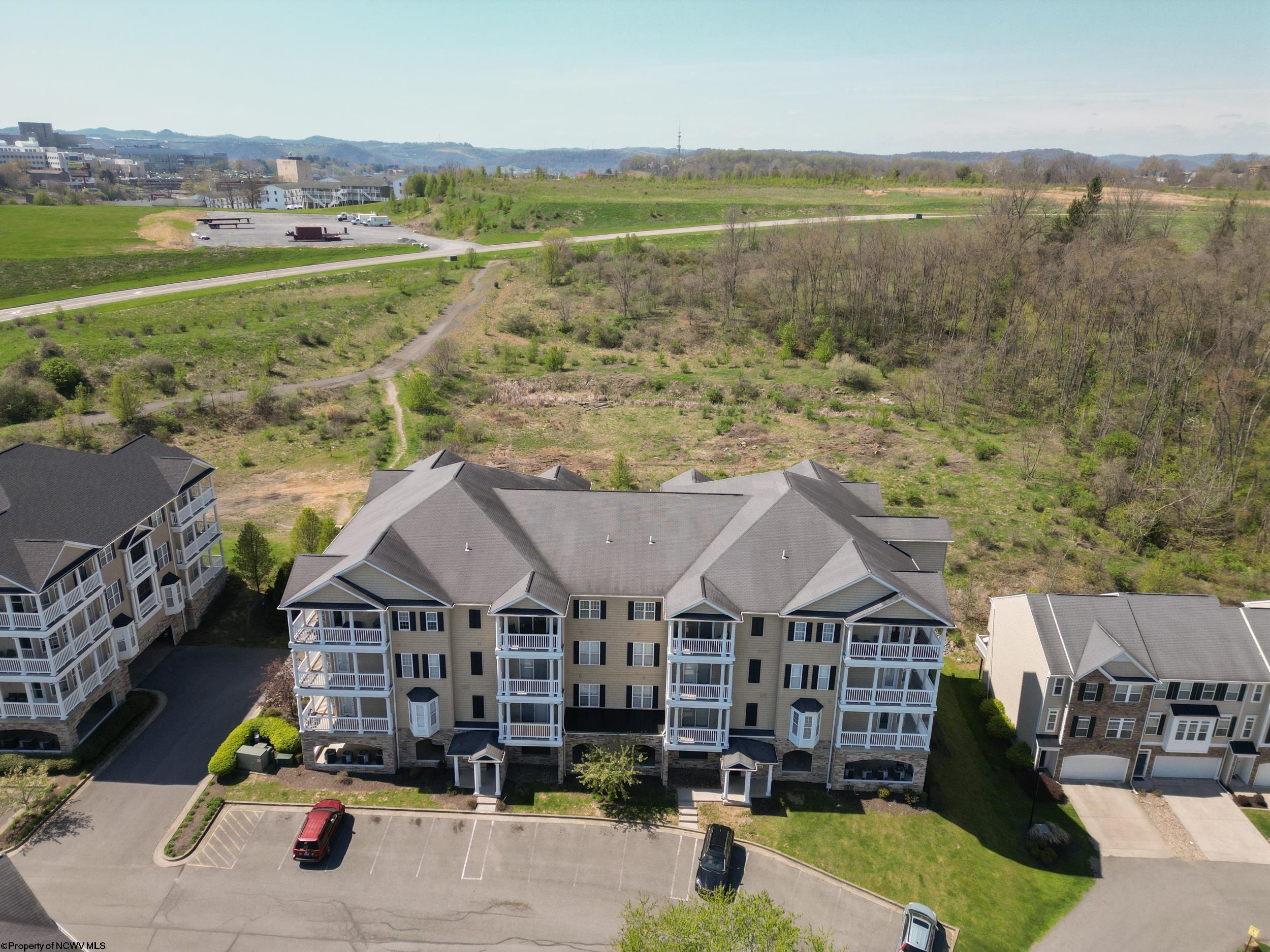 1211 Suncrest Village