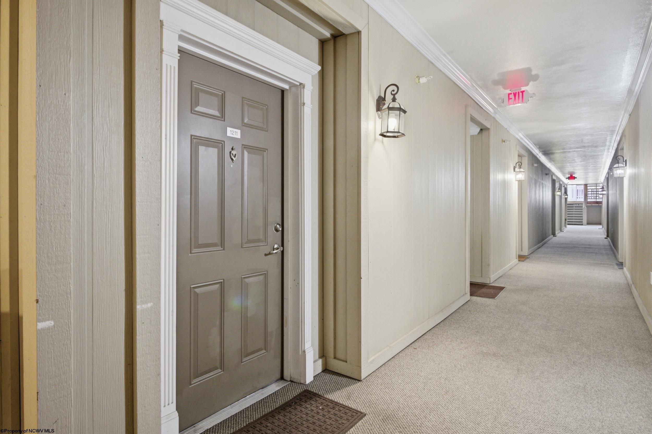 1211 Suncrest Village
