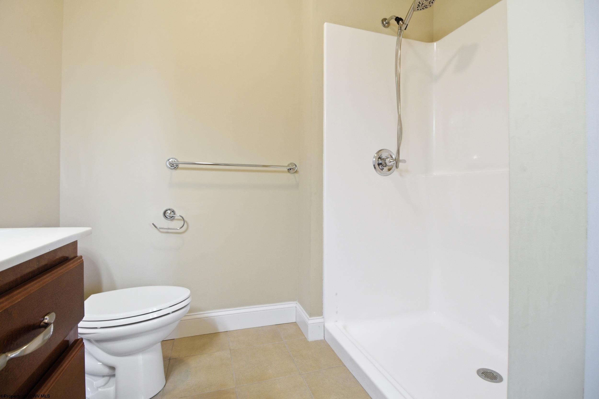 1211 Suncrest Village
