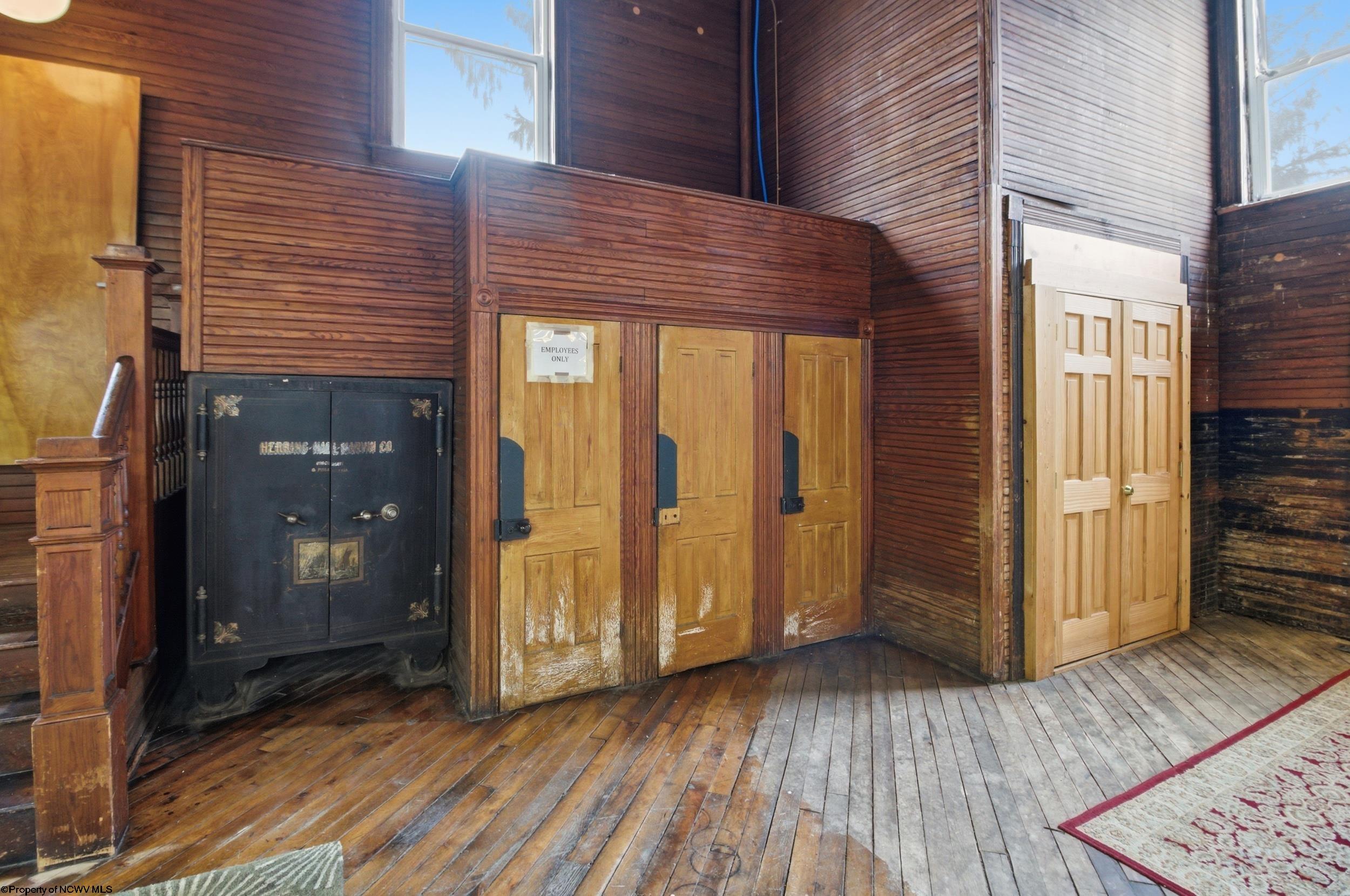 437 William Avenue