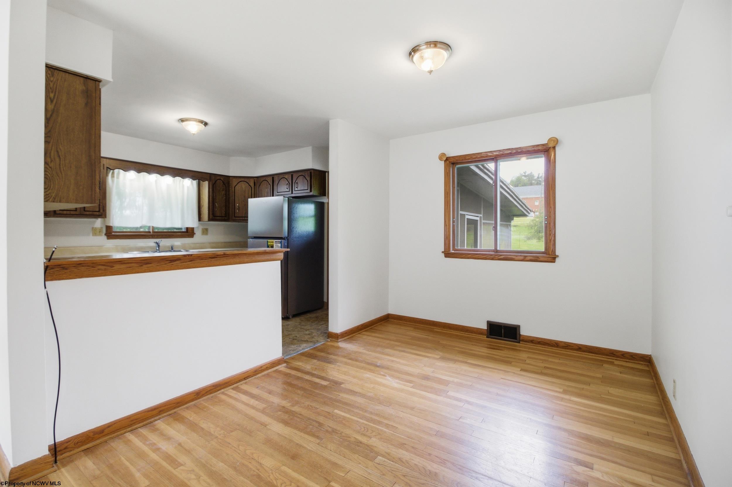 1217 Corvet Avenue