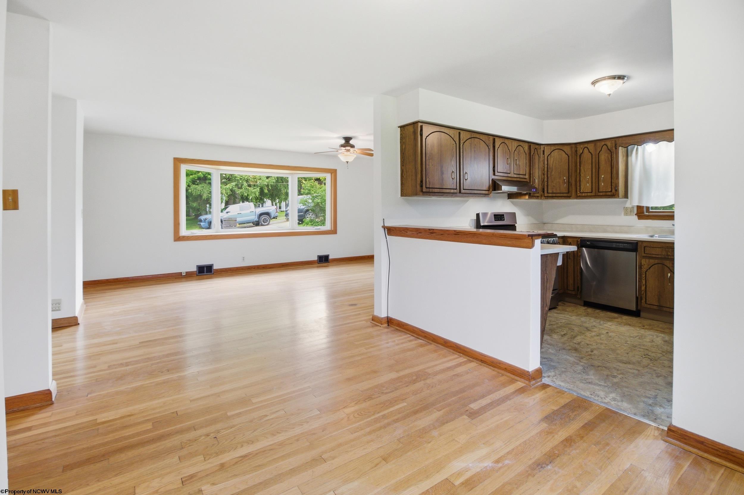 1217 Corvet Avenue