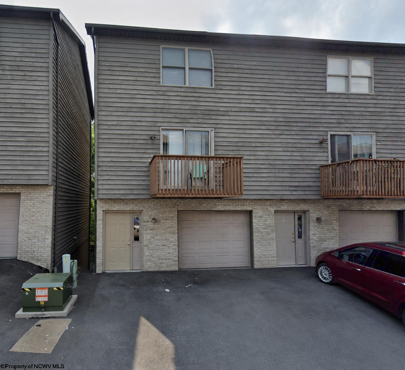 14 Sunridge Drive