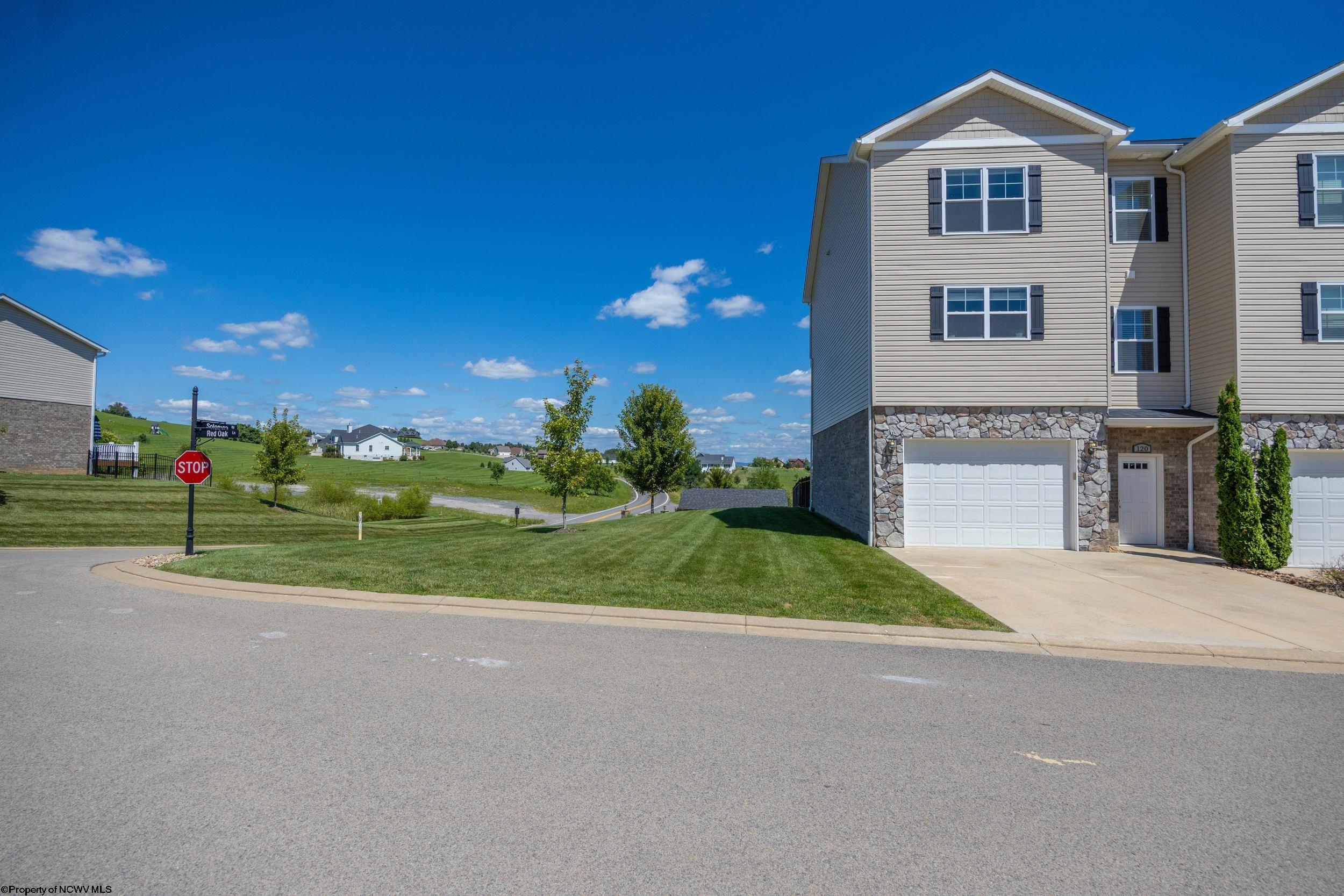 120 Red Oak Lane