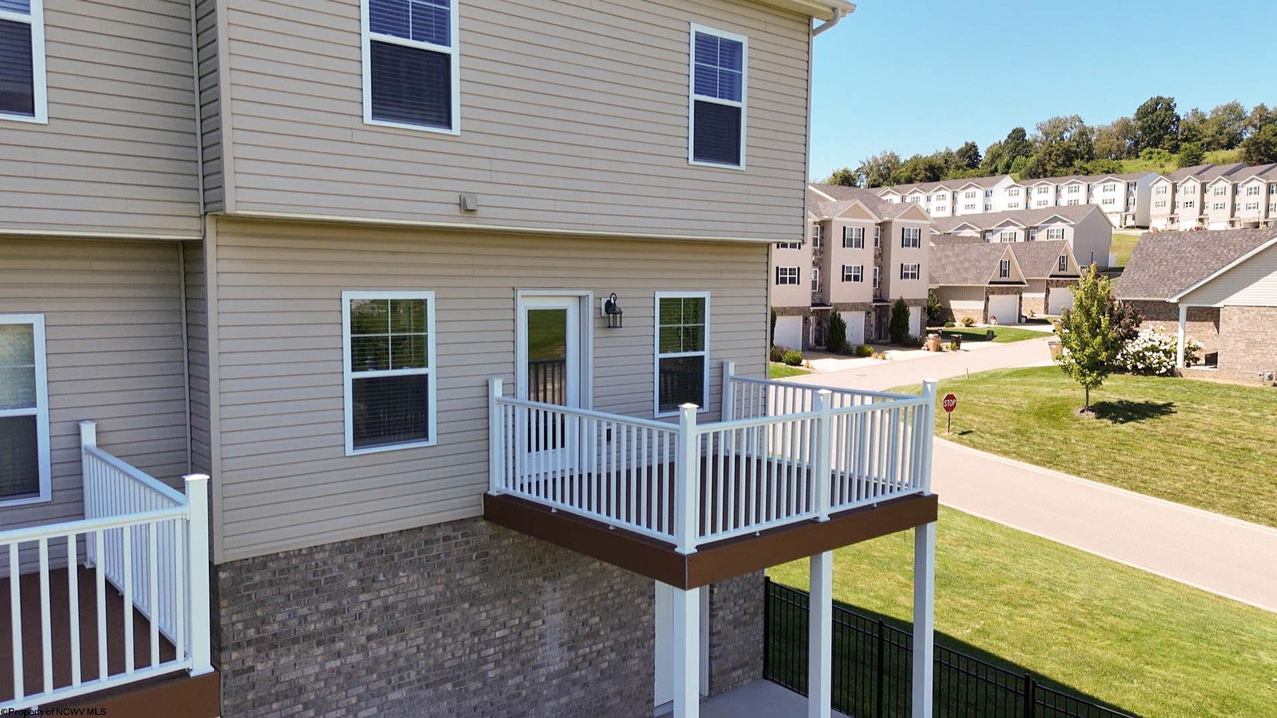 120 Red Oak Lane
