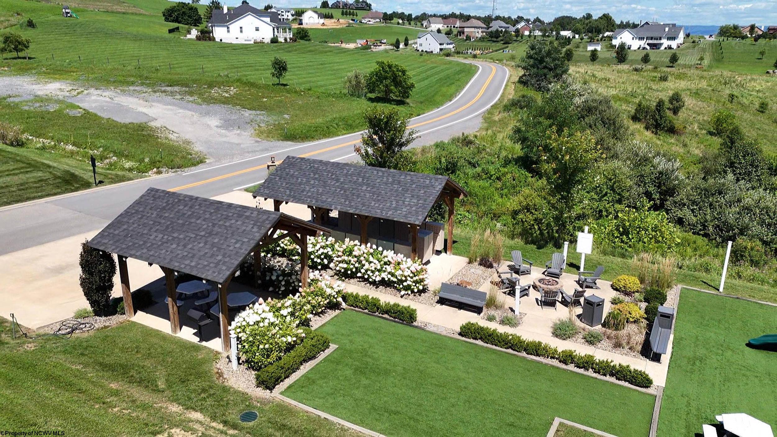 120 Red Oak Lane