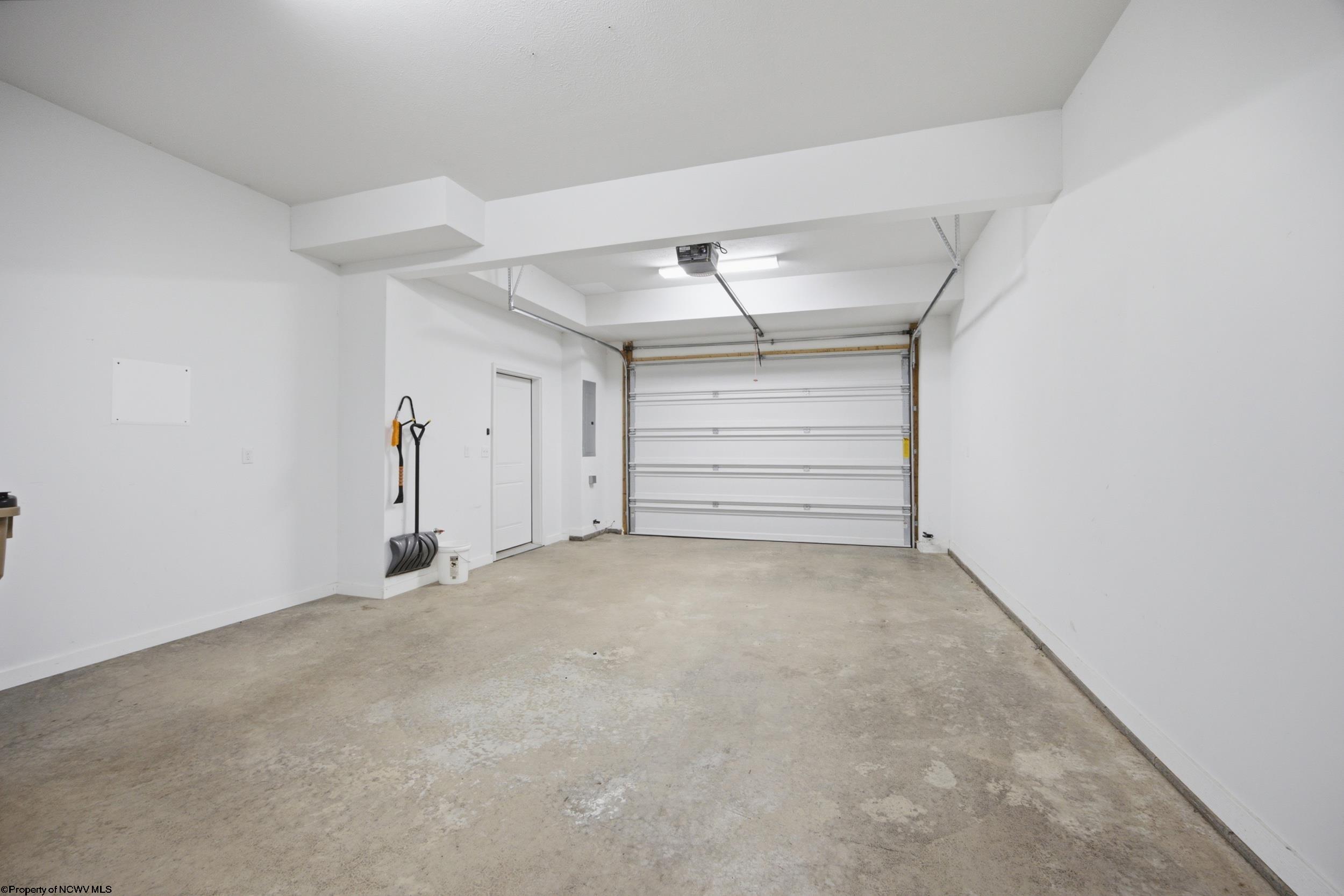 120 Red Oak Lane