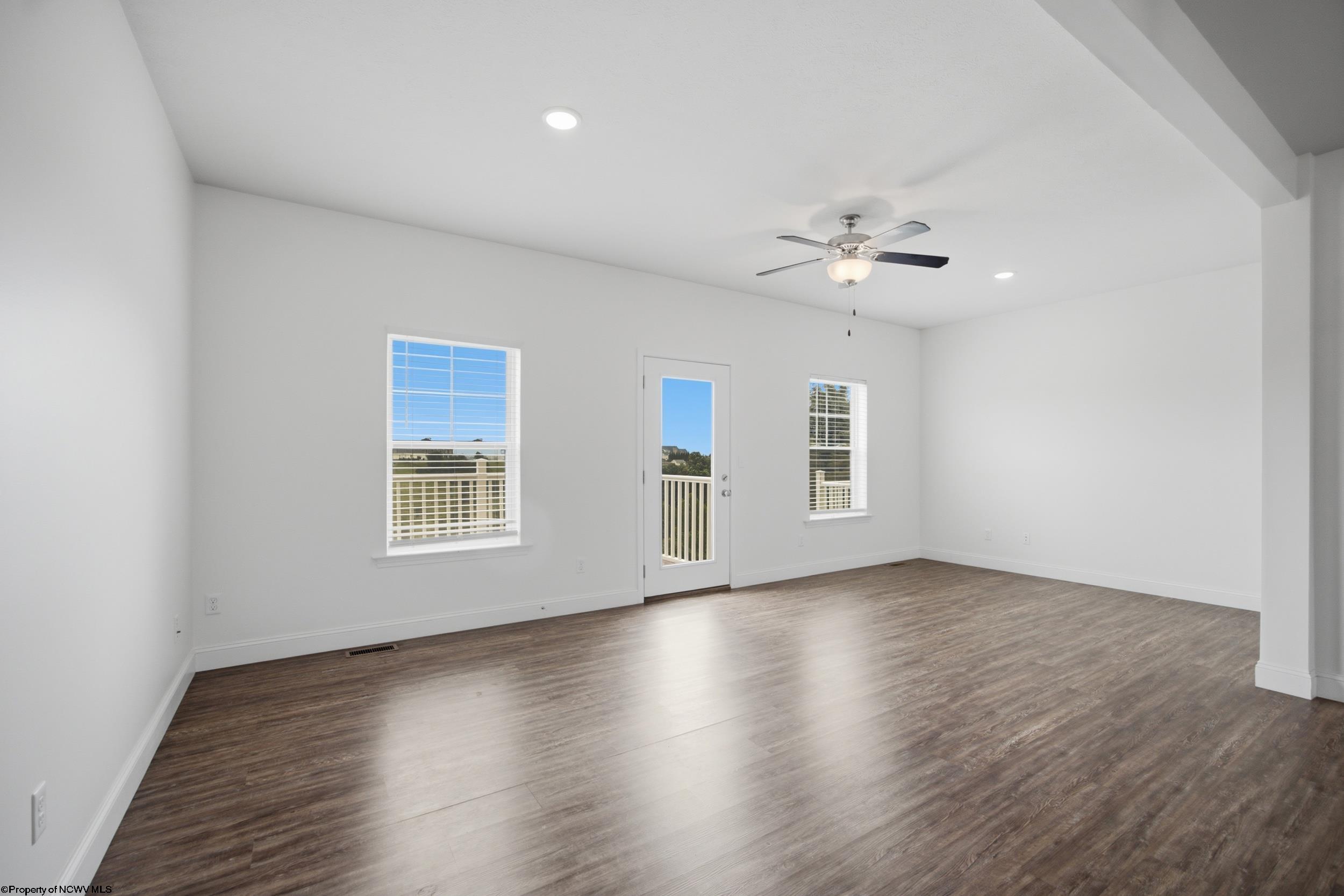 120 Red Oak Lane