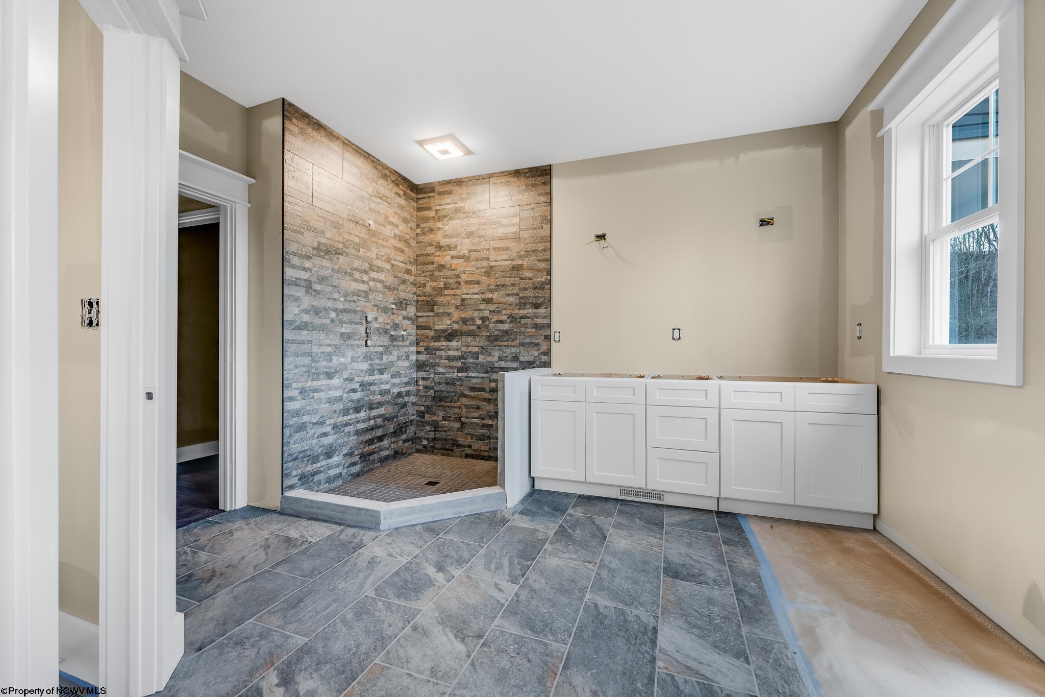 1002 Poplar Drive