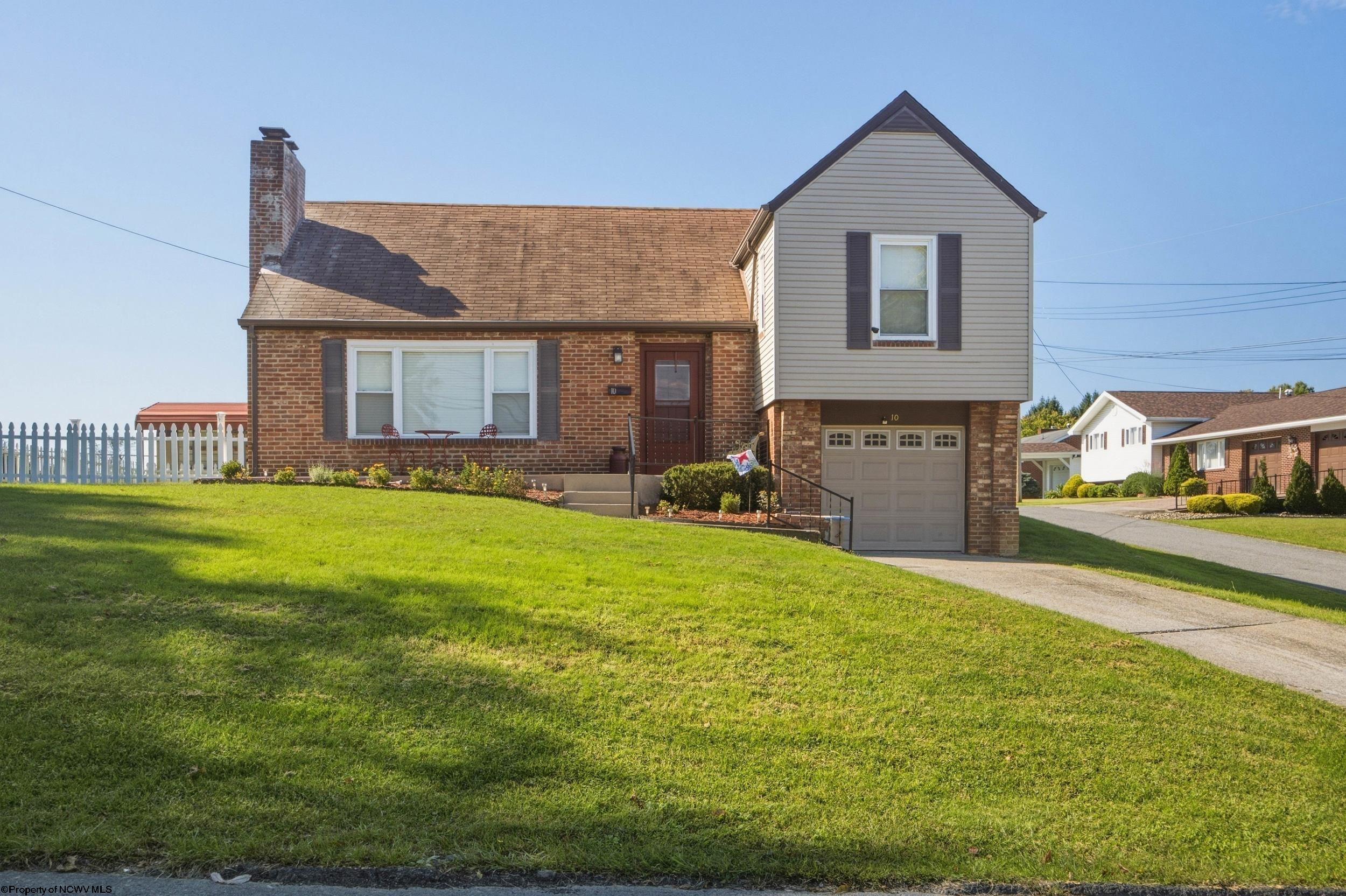 10 Savannah Street Westover WV