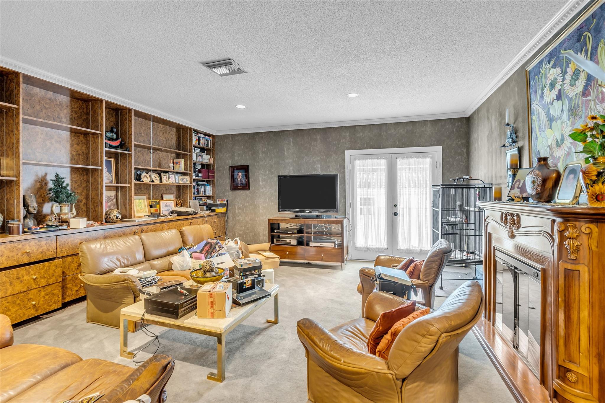 6 Farnham Park Drive