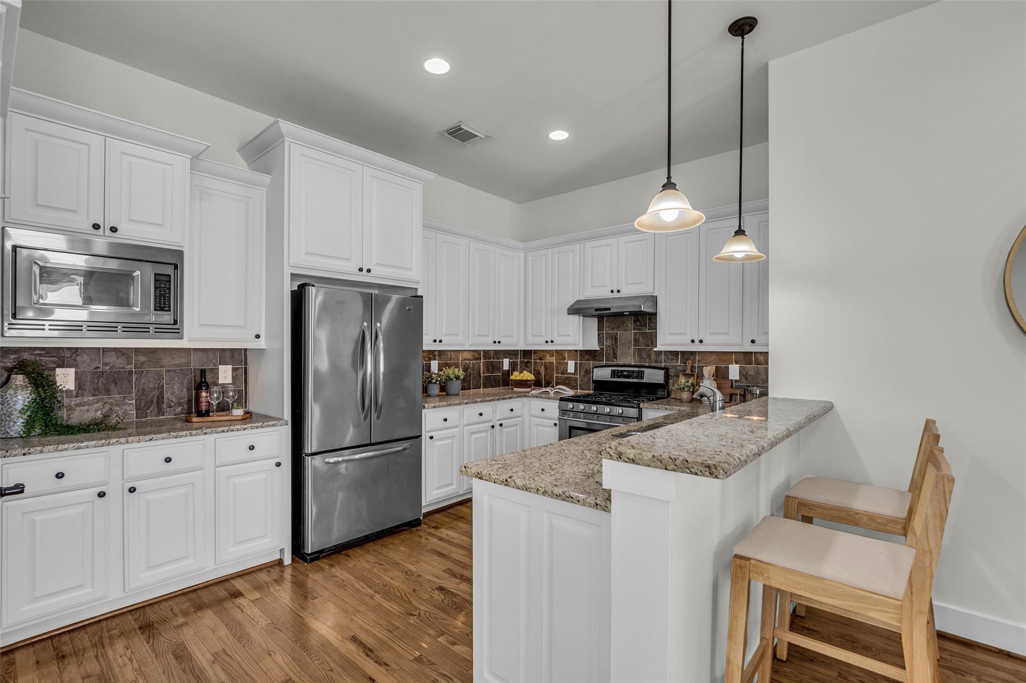 1122 W 18th Street
