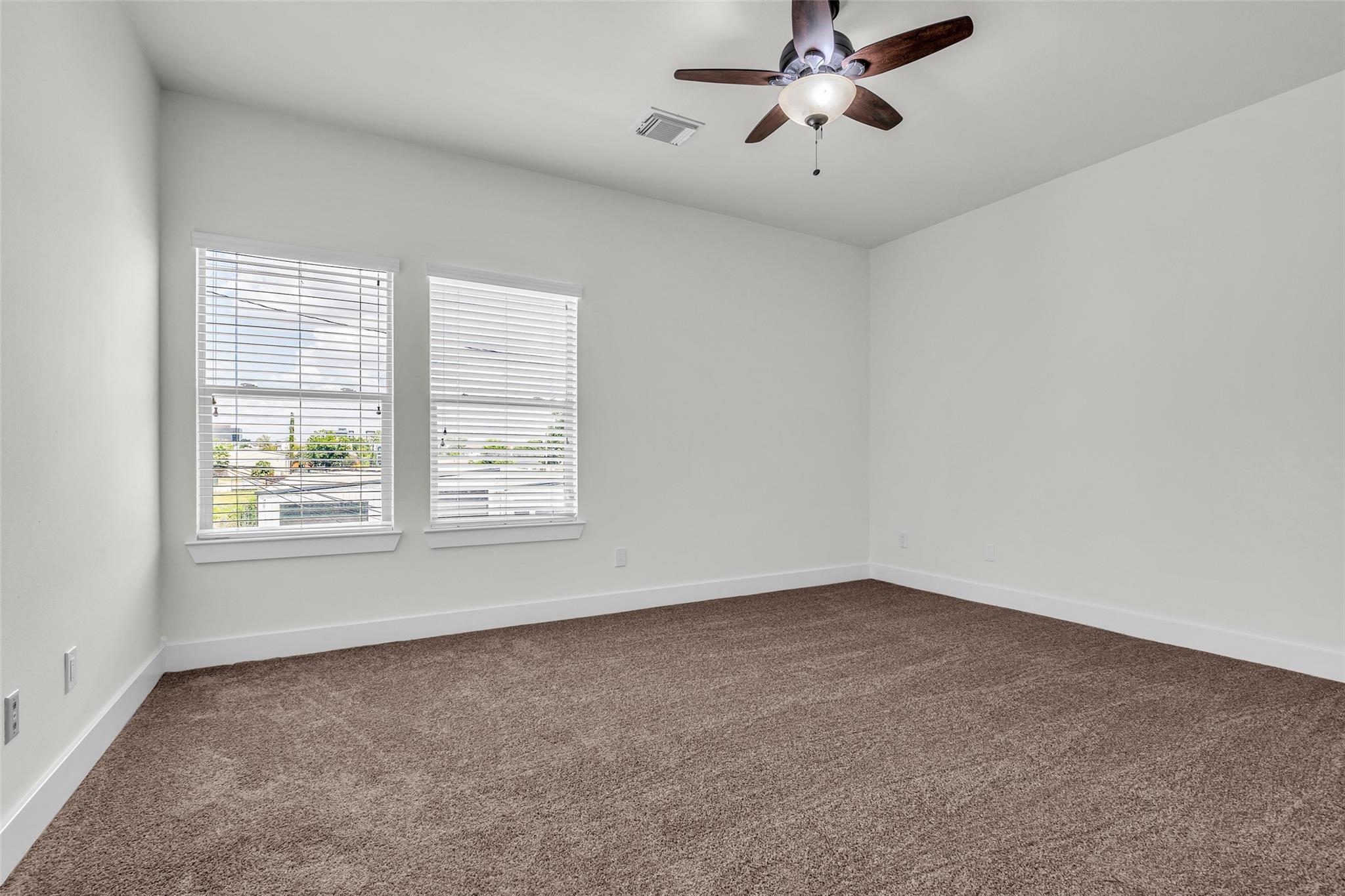 1122 W 18th Street