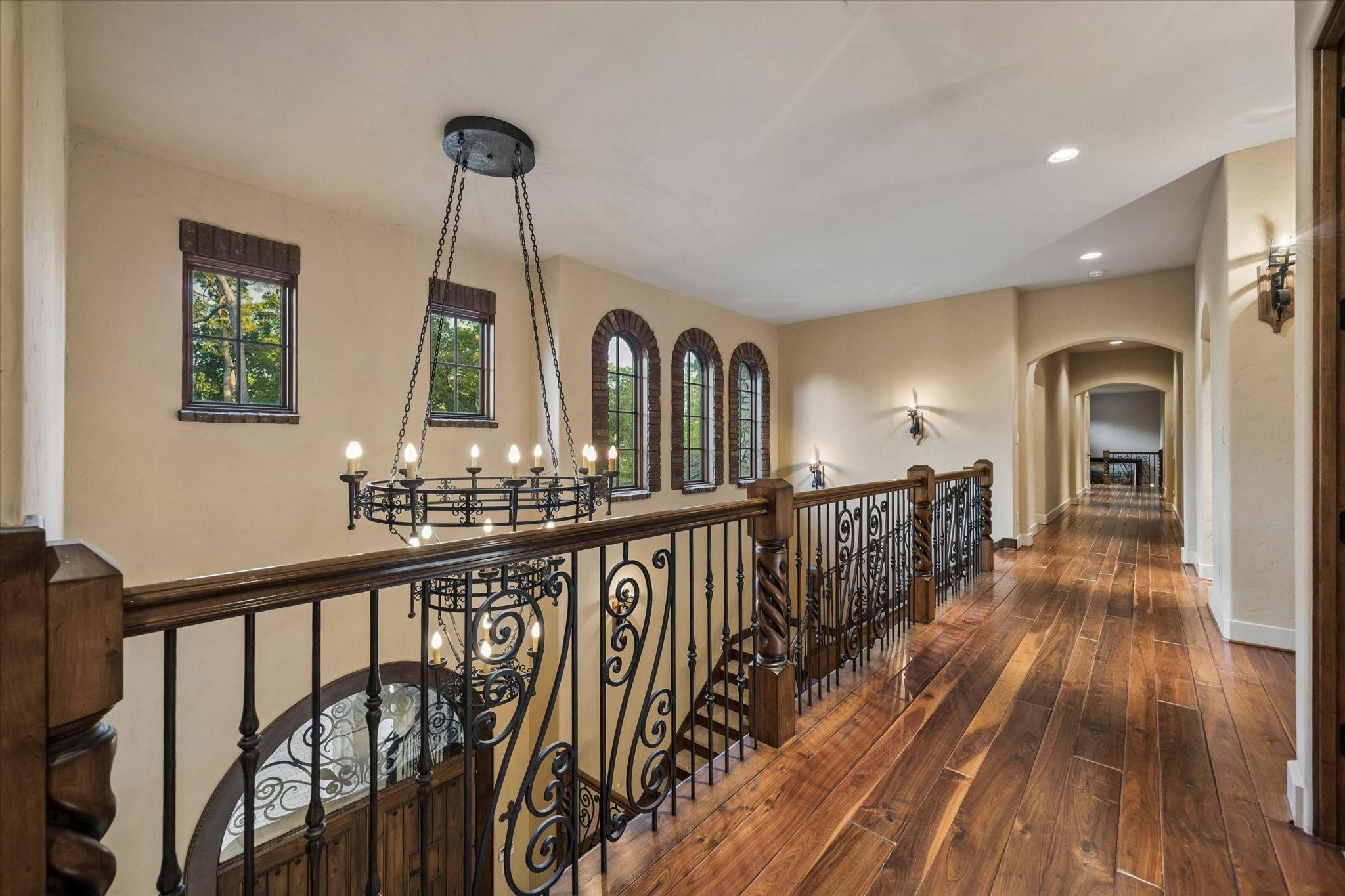 327 E Friar Tuck Lane