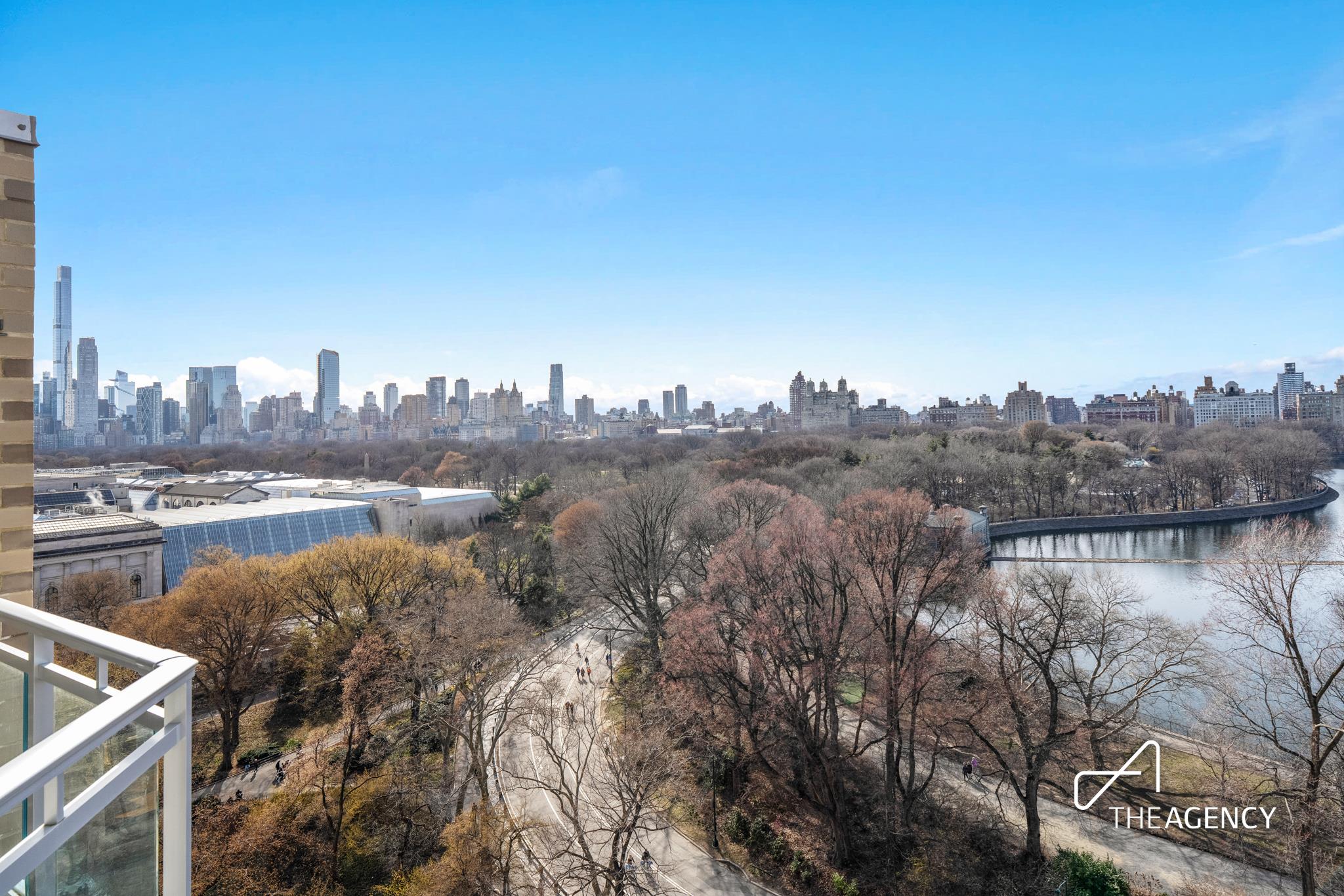 1050 5th Avenue 17D