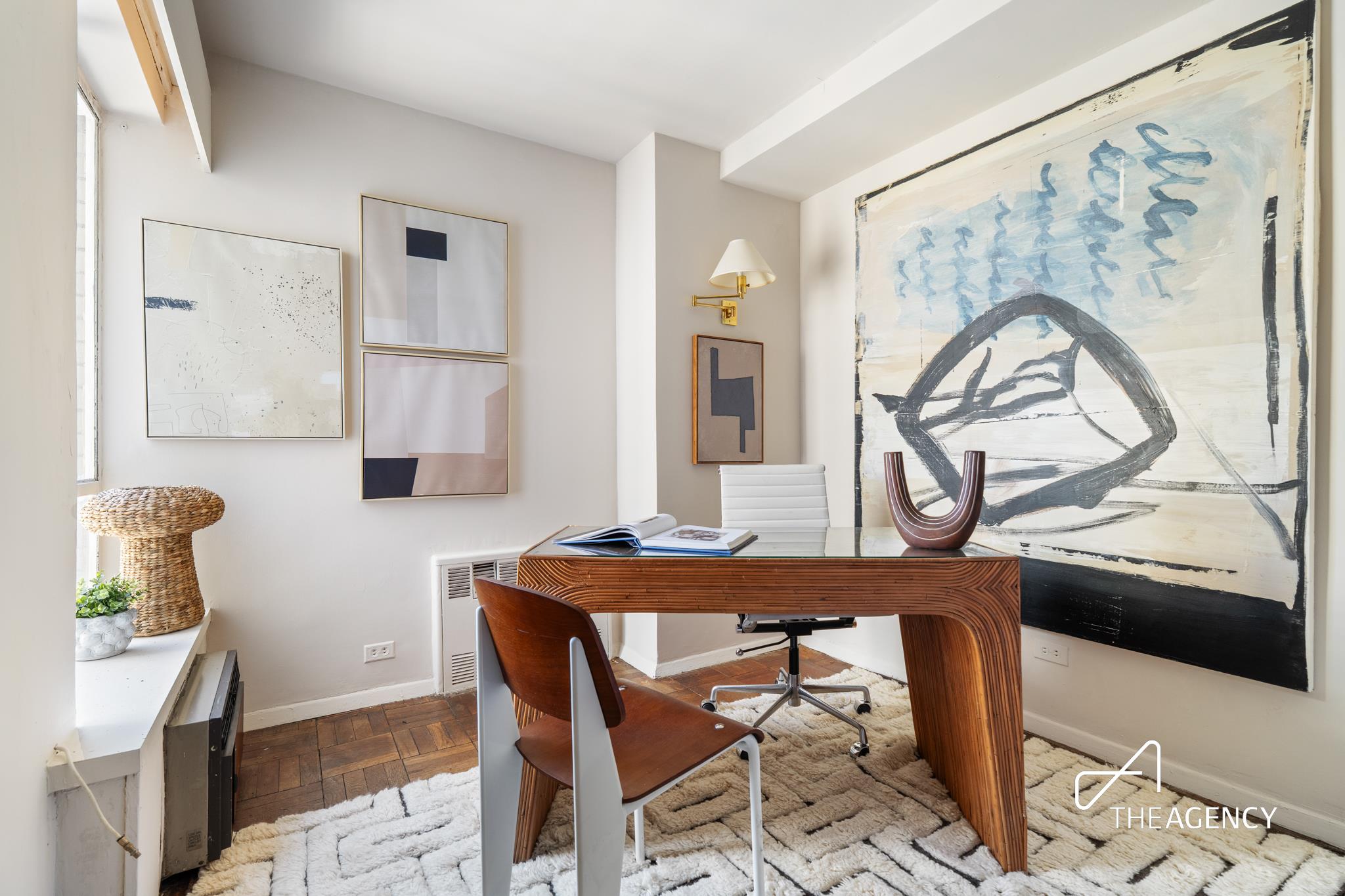 1050 5th Avenue 17D