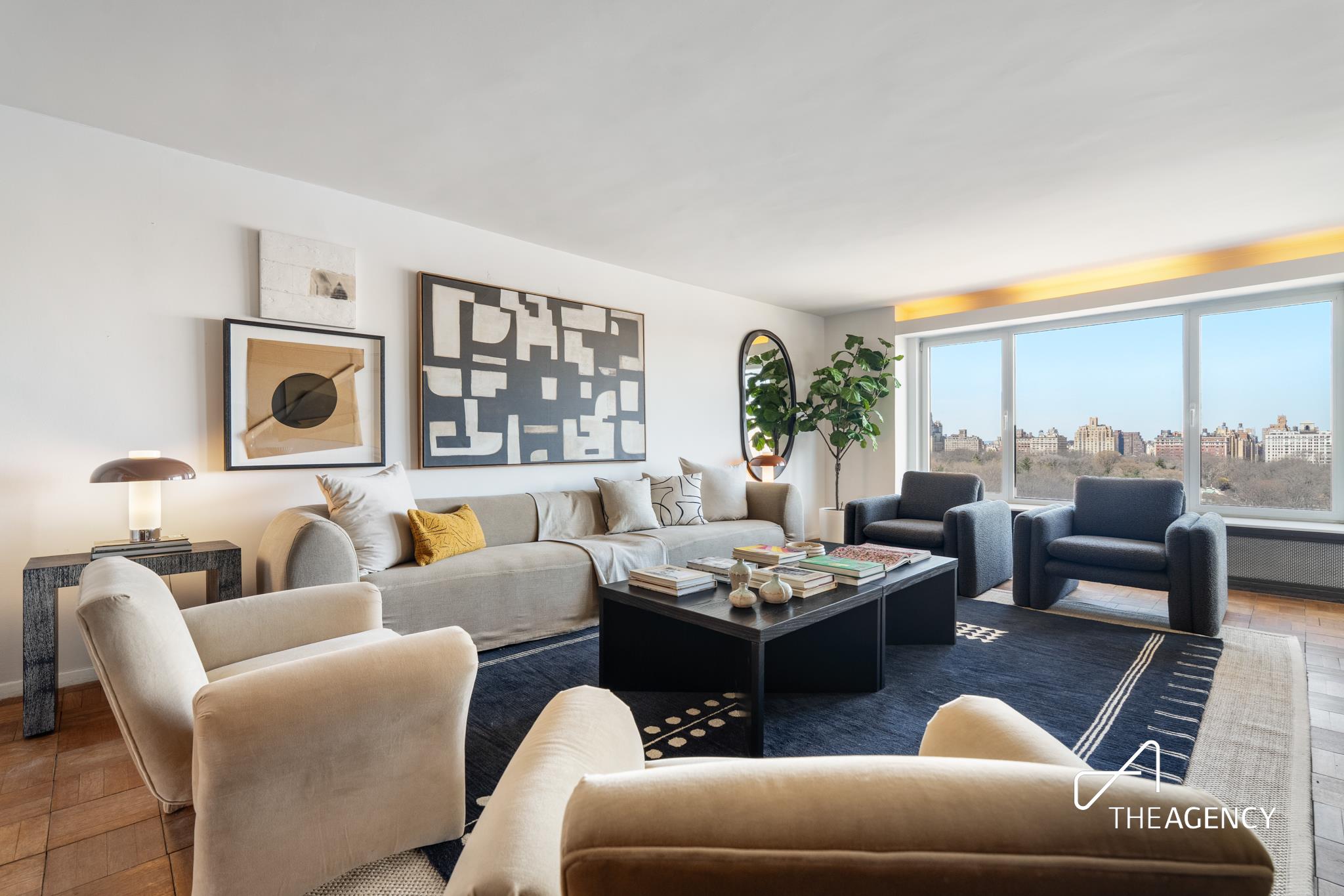 1050 5th Avenue 17D