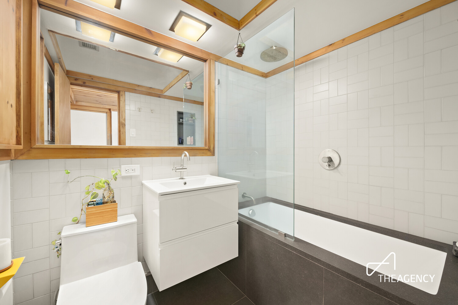 365 W 19TH Street 2R