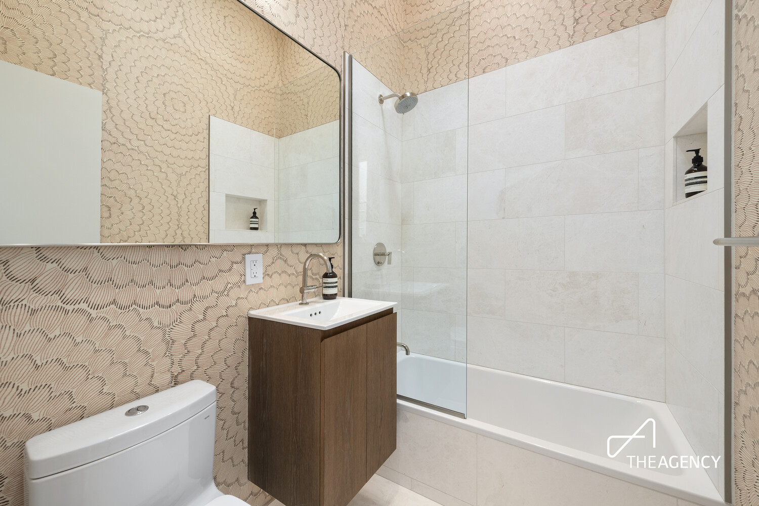 137 E 15TH Street 2A