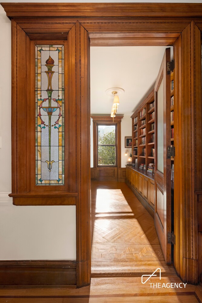 953 PRESIDENT Street 3