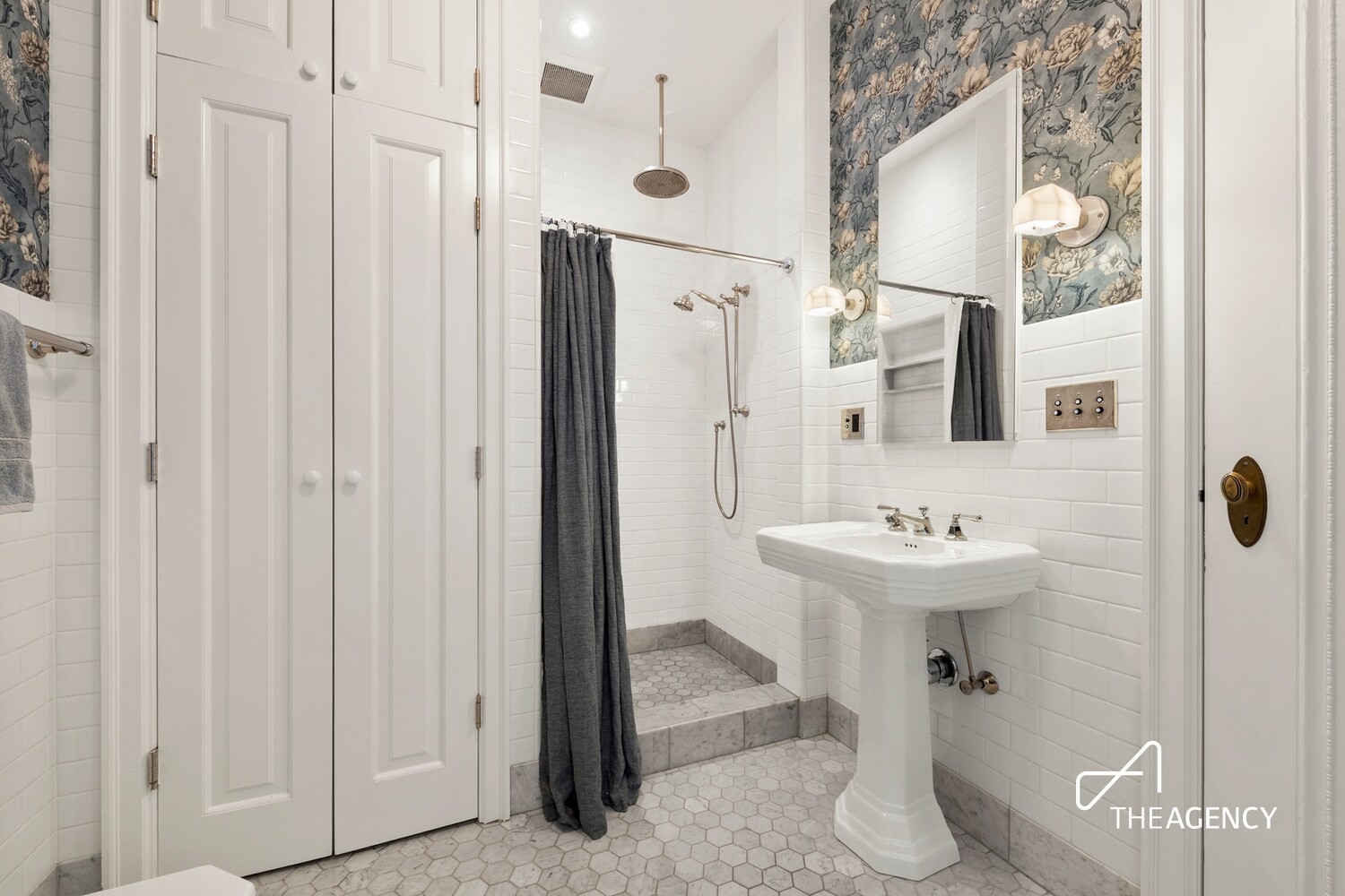 953 PRESIDENT Street 3