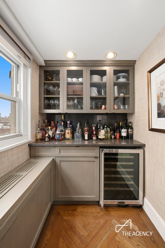 142 E 16TH Street 14ABC