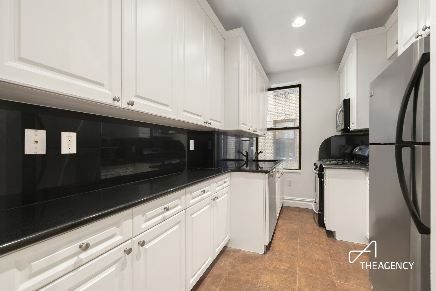 725 RIVERSIDE Drive 7C