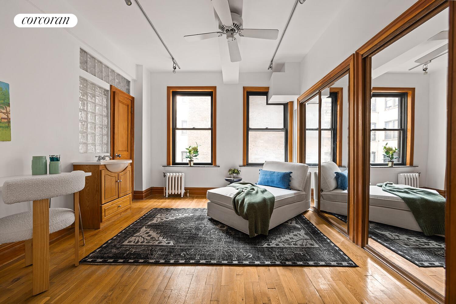 135 Eastern Parkway 4C1