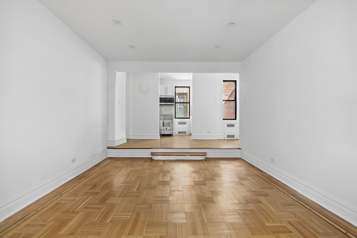 72 ORANGE Street 2D