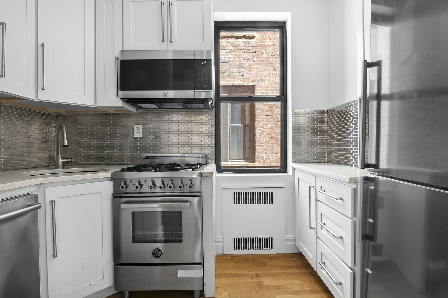 72 ORANGE Street 2D