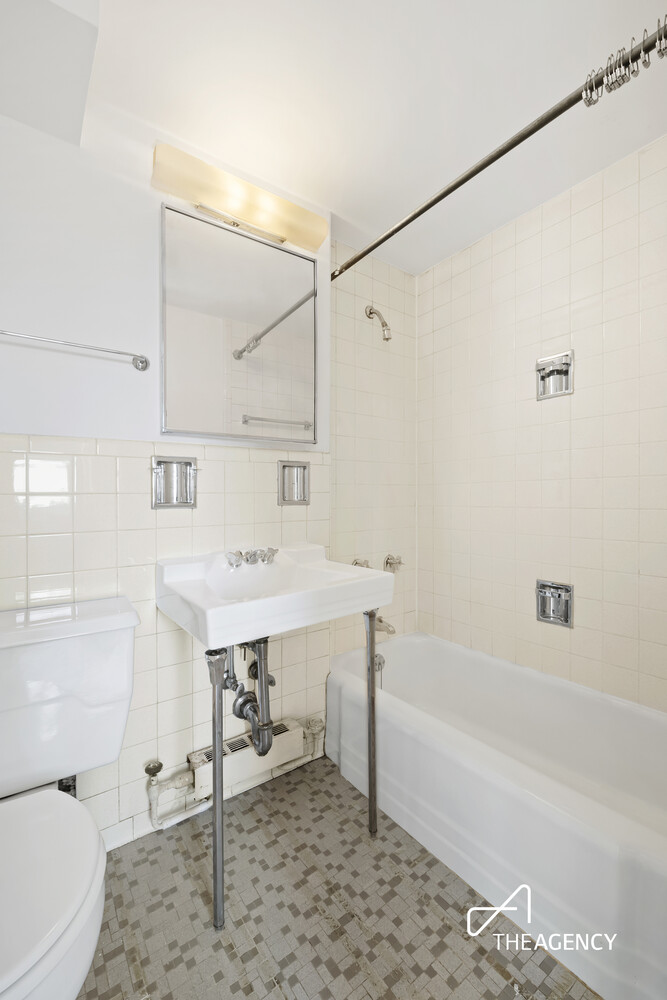 345 E 69TH Street PHD