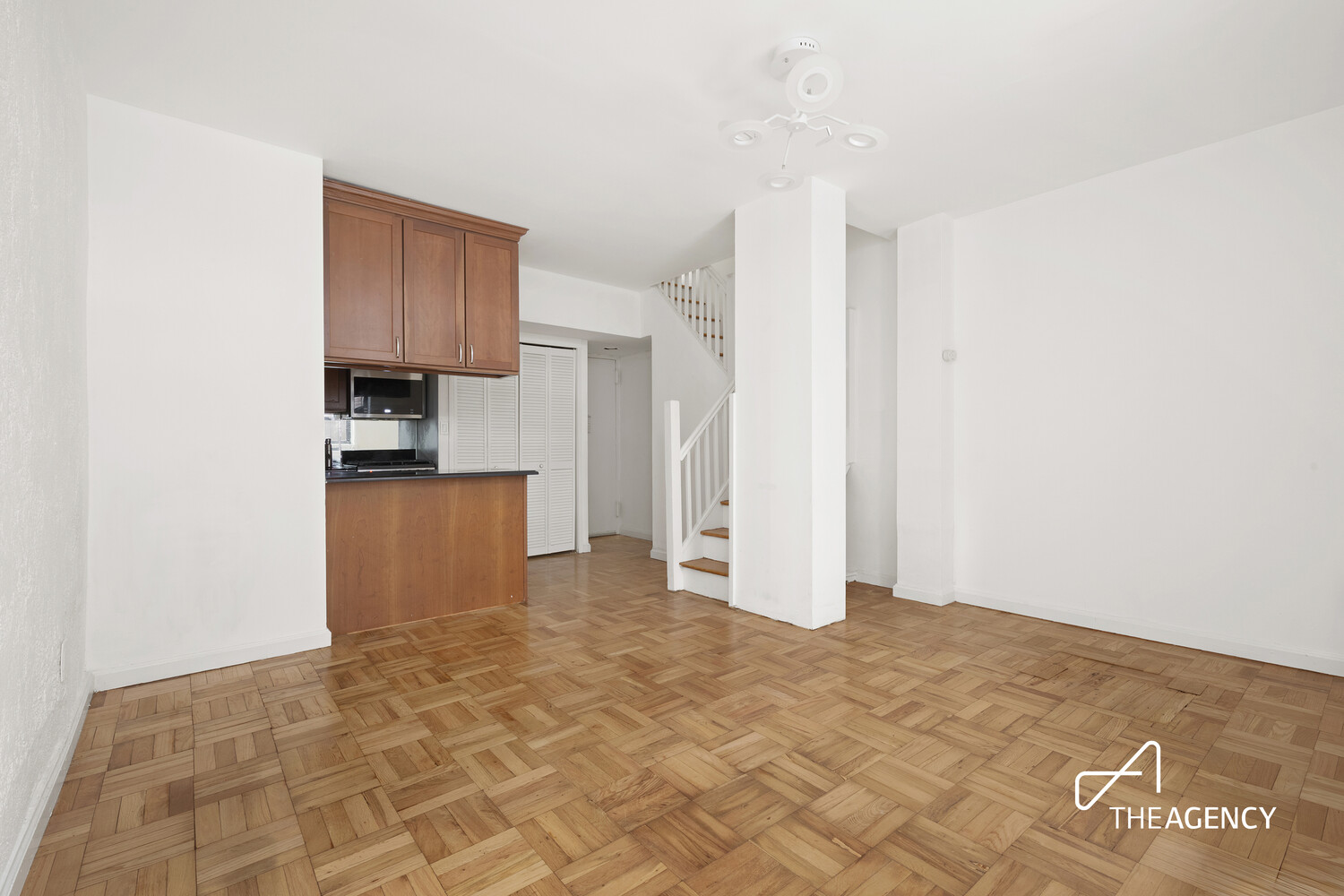 425 E 78TH Street 1B