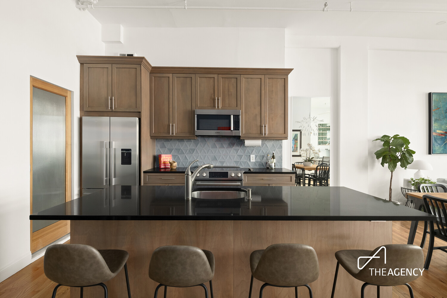 12 E 14TH Street 4F