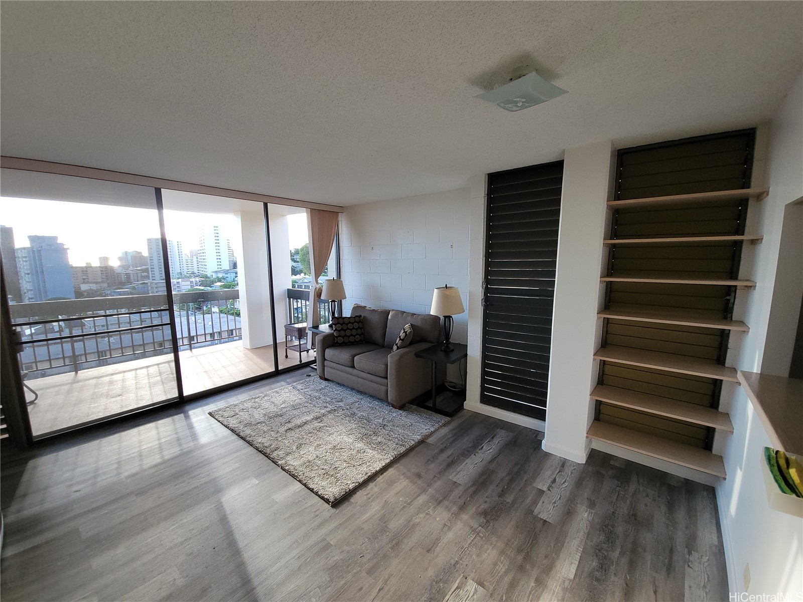 1560 Thurston Avenue 1106