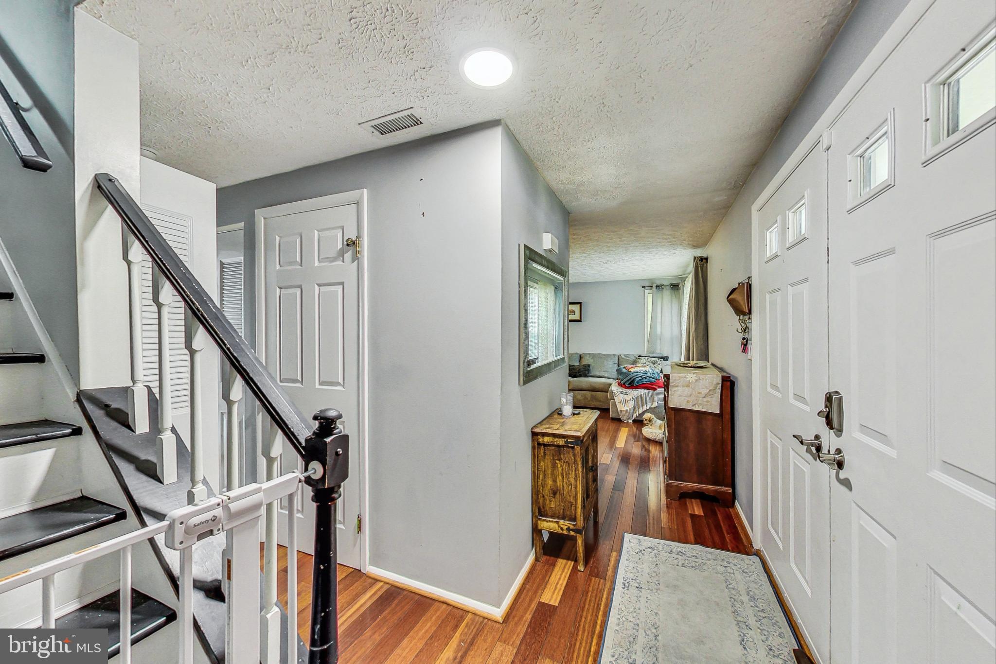 1417 BOULDER CT