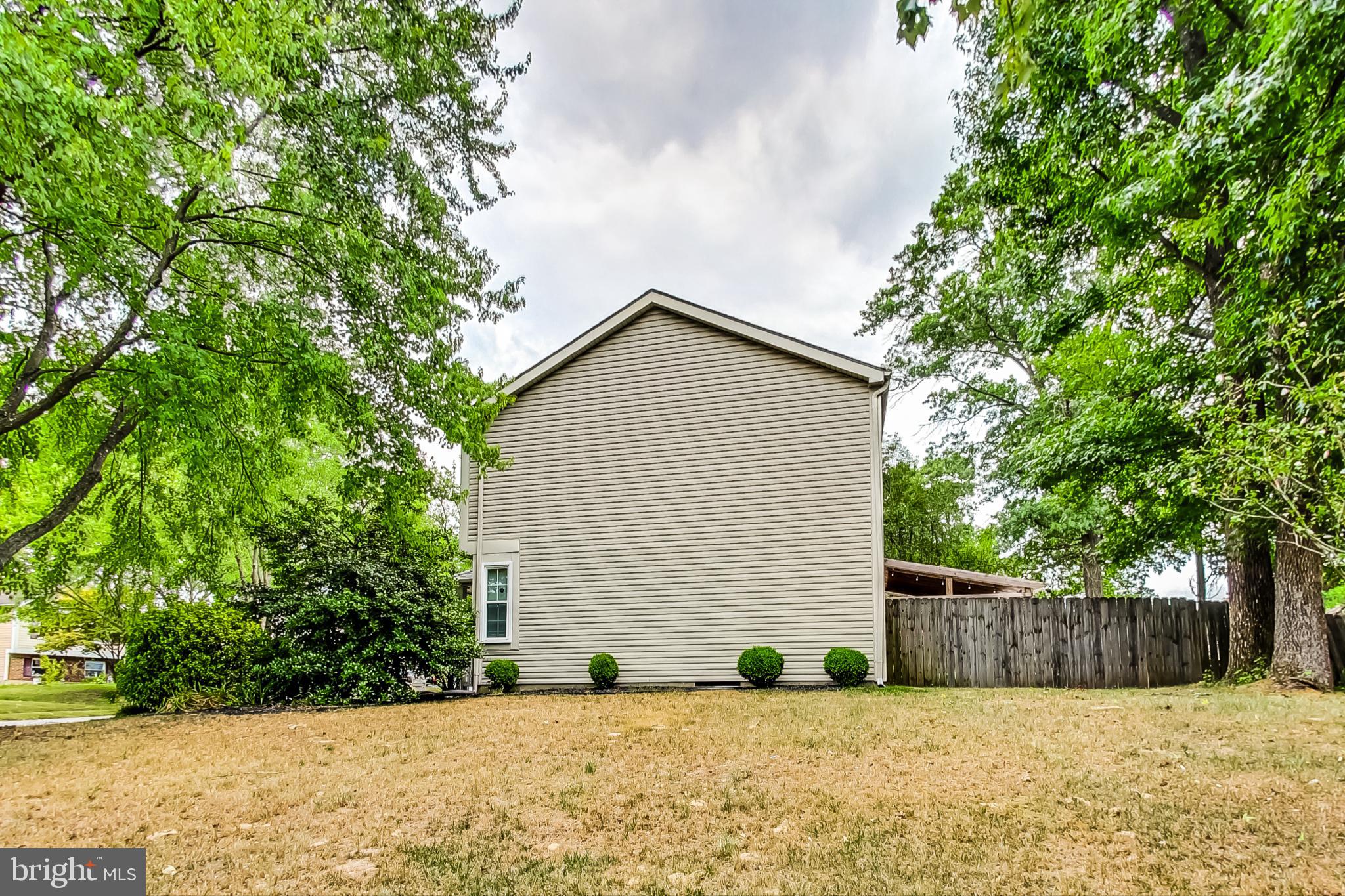 1417 BOULDER CT
