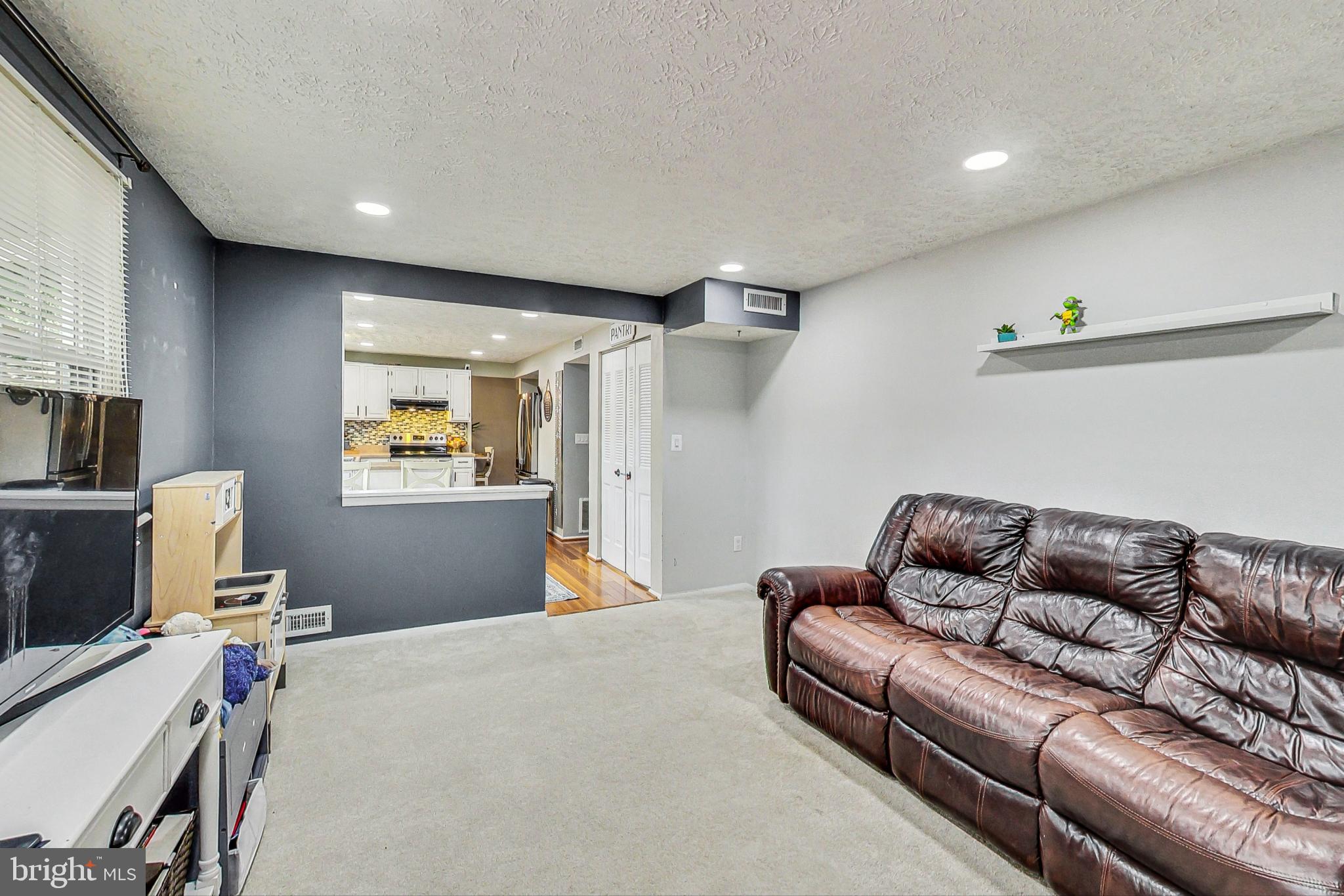 1417 BOULDER CT