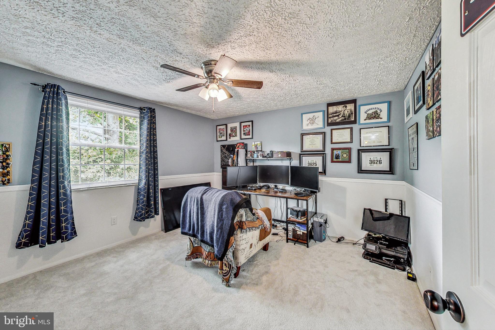1417 BOULDER CT