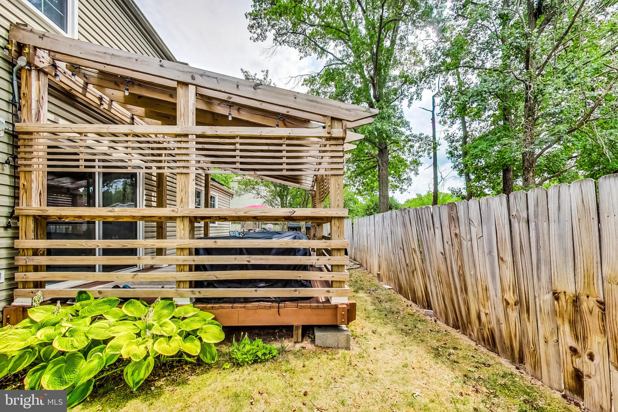 1417 BOULDER CT