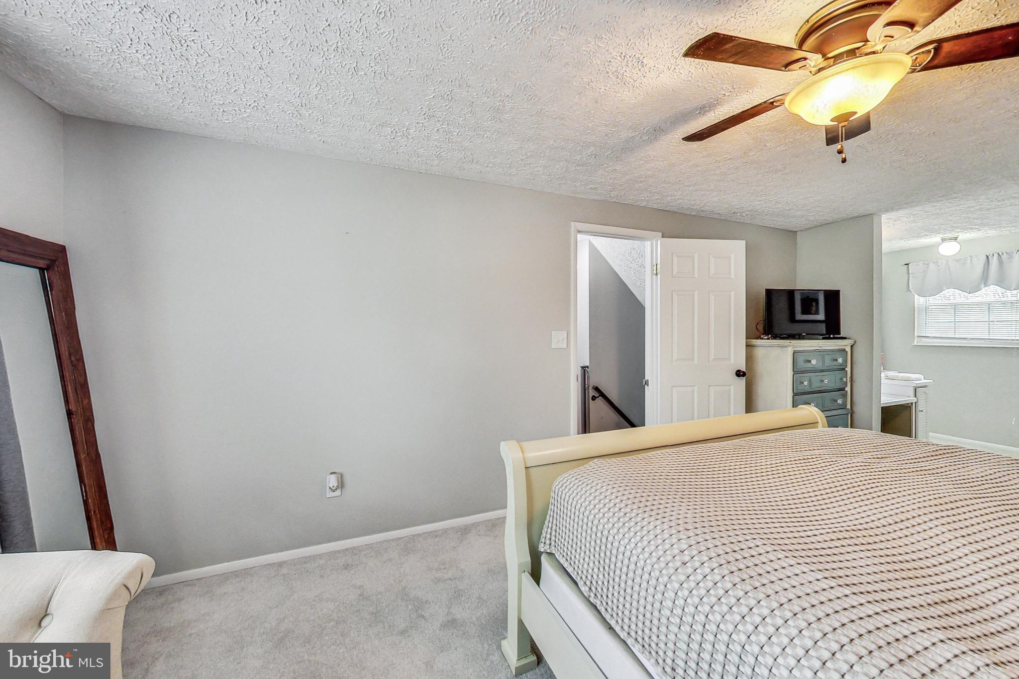 1417 BOULDER CT