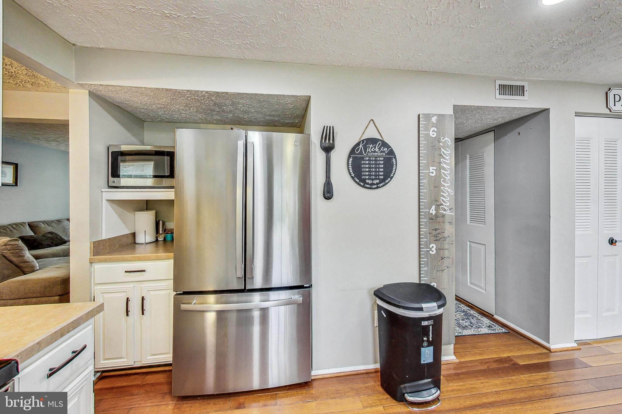 1417 BOULDER CT