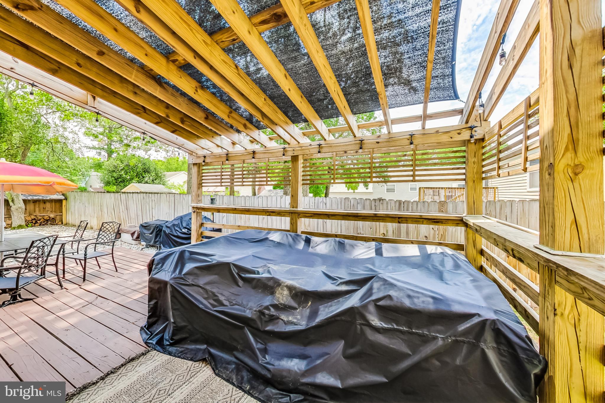 1417 BOULDER CT