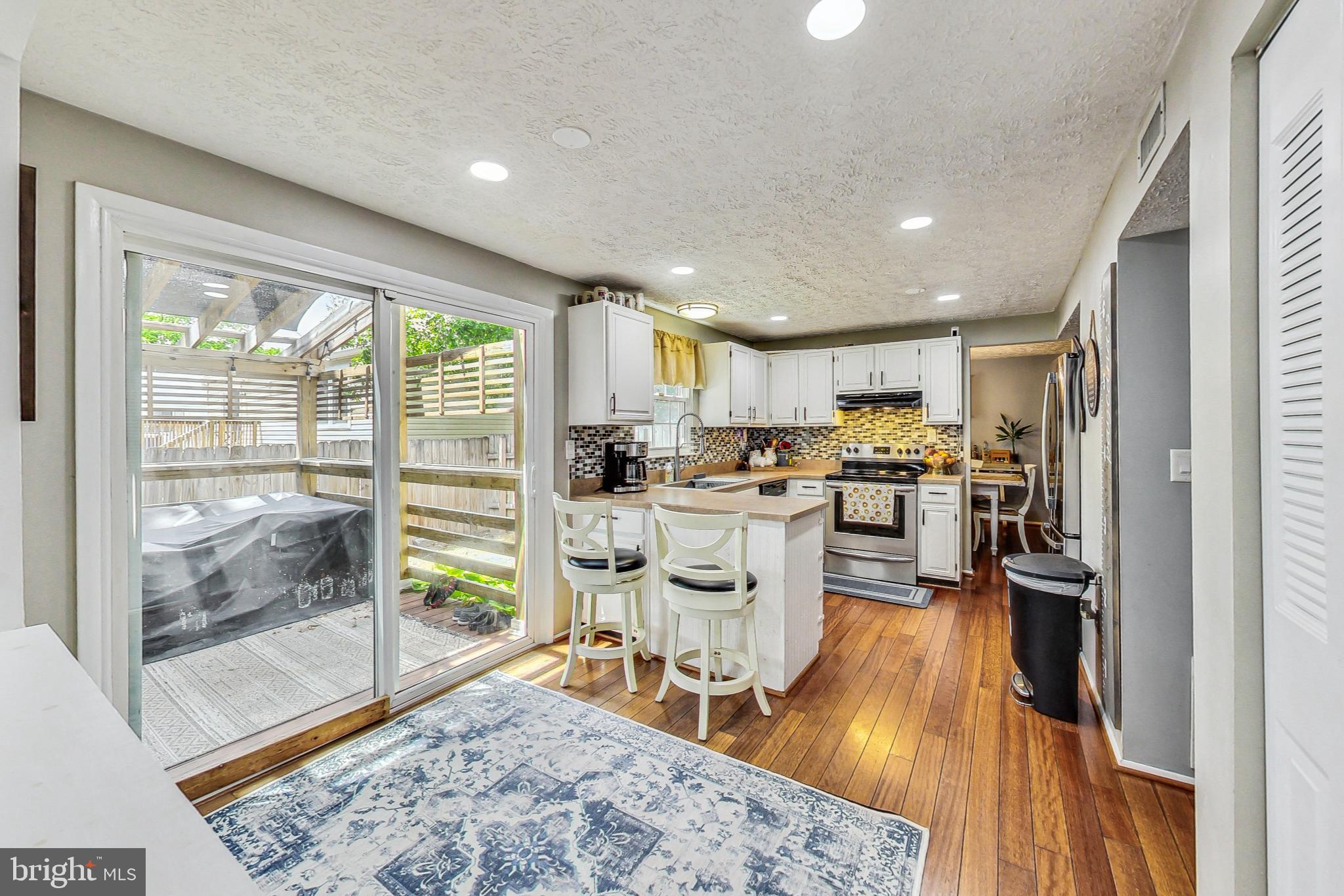 1417 BOULDER CT