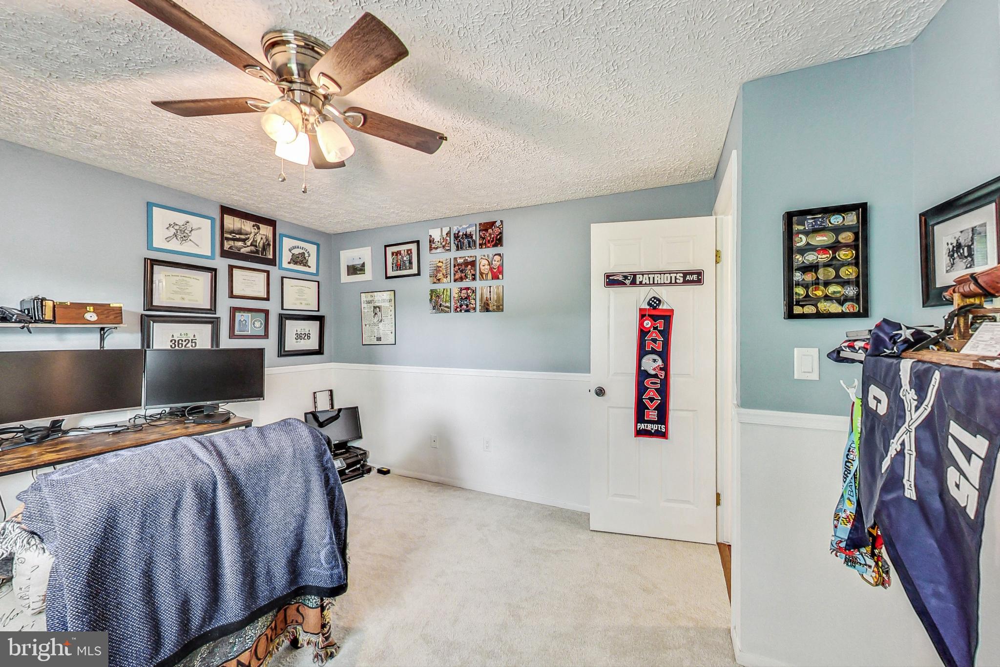 1417 BOULDER CT